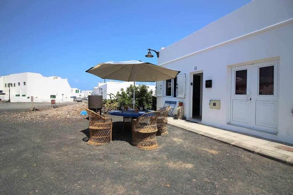 エル・ゴルフォ Casa Alejandra Con Terraza Y Barbacoaヴィラ エクステリア 写真